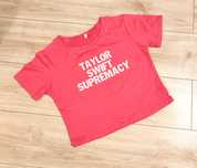 Koszulka crop top Taylor Swift różowa