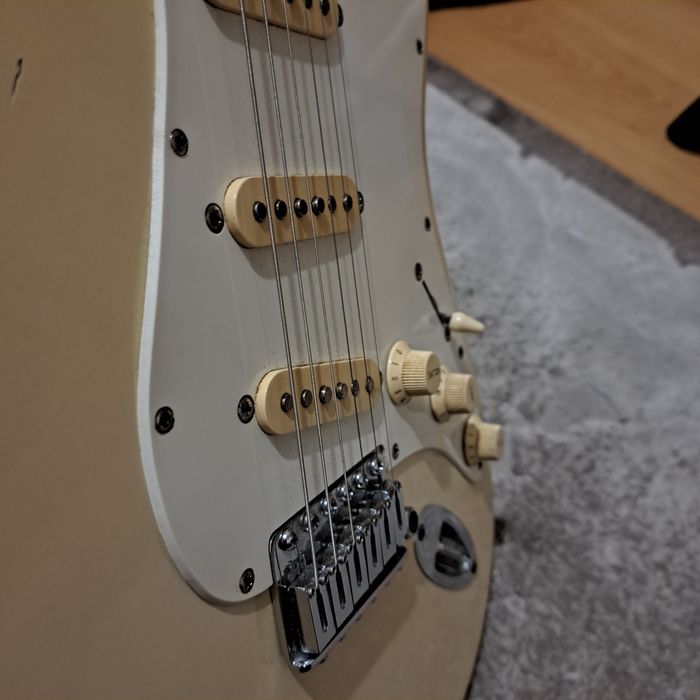 Squier Stratocaster