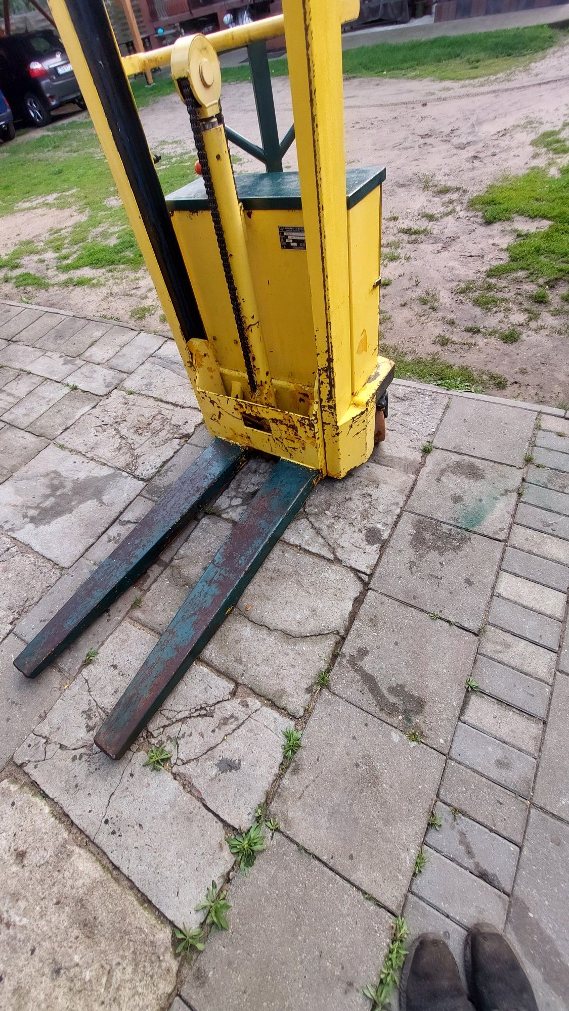 Sztaplarka wózek paleciak 12V