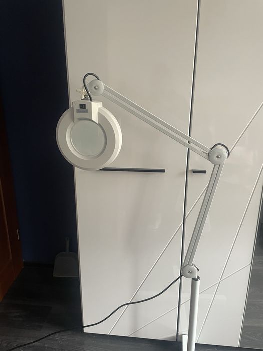Lampa lupa kosmetyczna Active