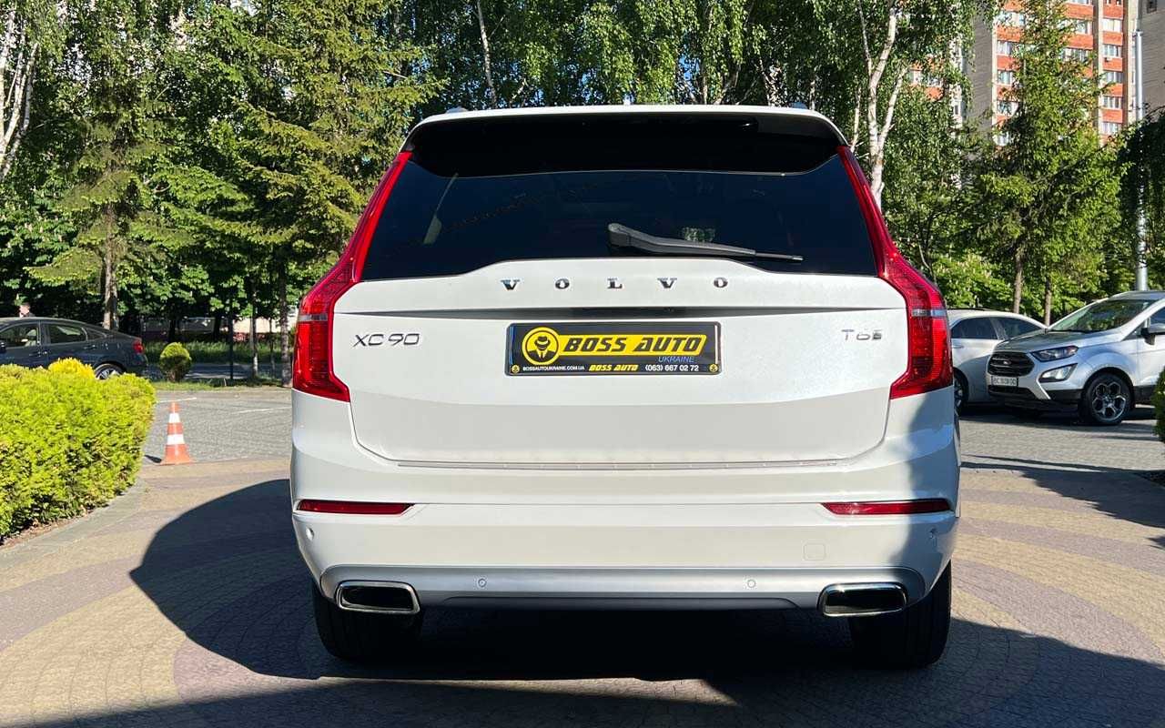 Volvo XC90 2016 року