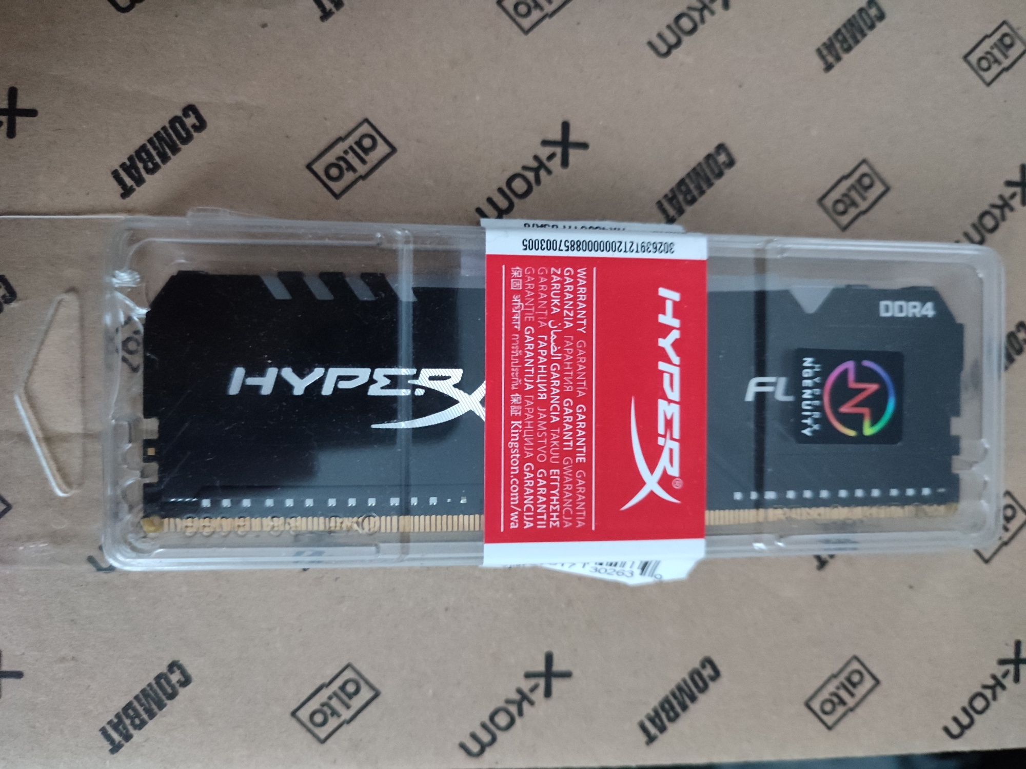 pamięć RAM 8GB DDR4 HyperX 3600 MHz CL 16-18