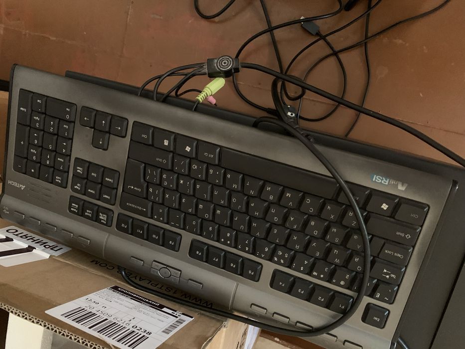 Продам клавиатуру 4tech