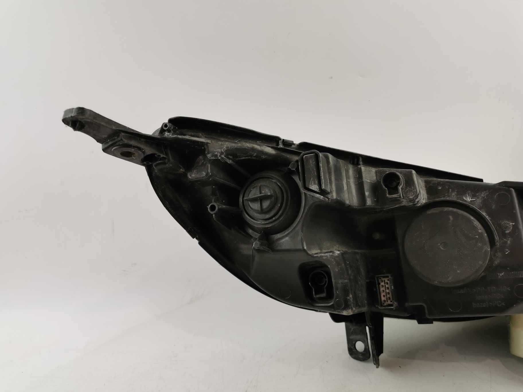 Lampa Lewa przednia przód Peugeot 407 SW 04-08