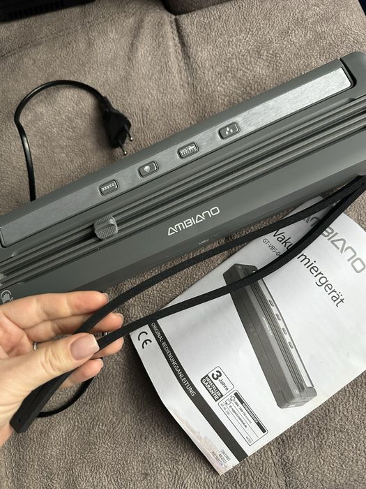 Новий вакууматор