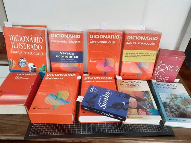 Dicionários Latim, sonhos, verbos, sinónimos, ilustrado, sociologia