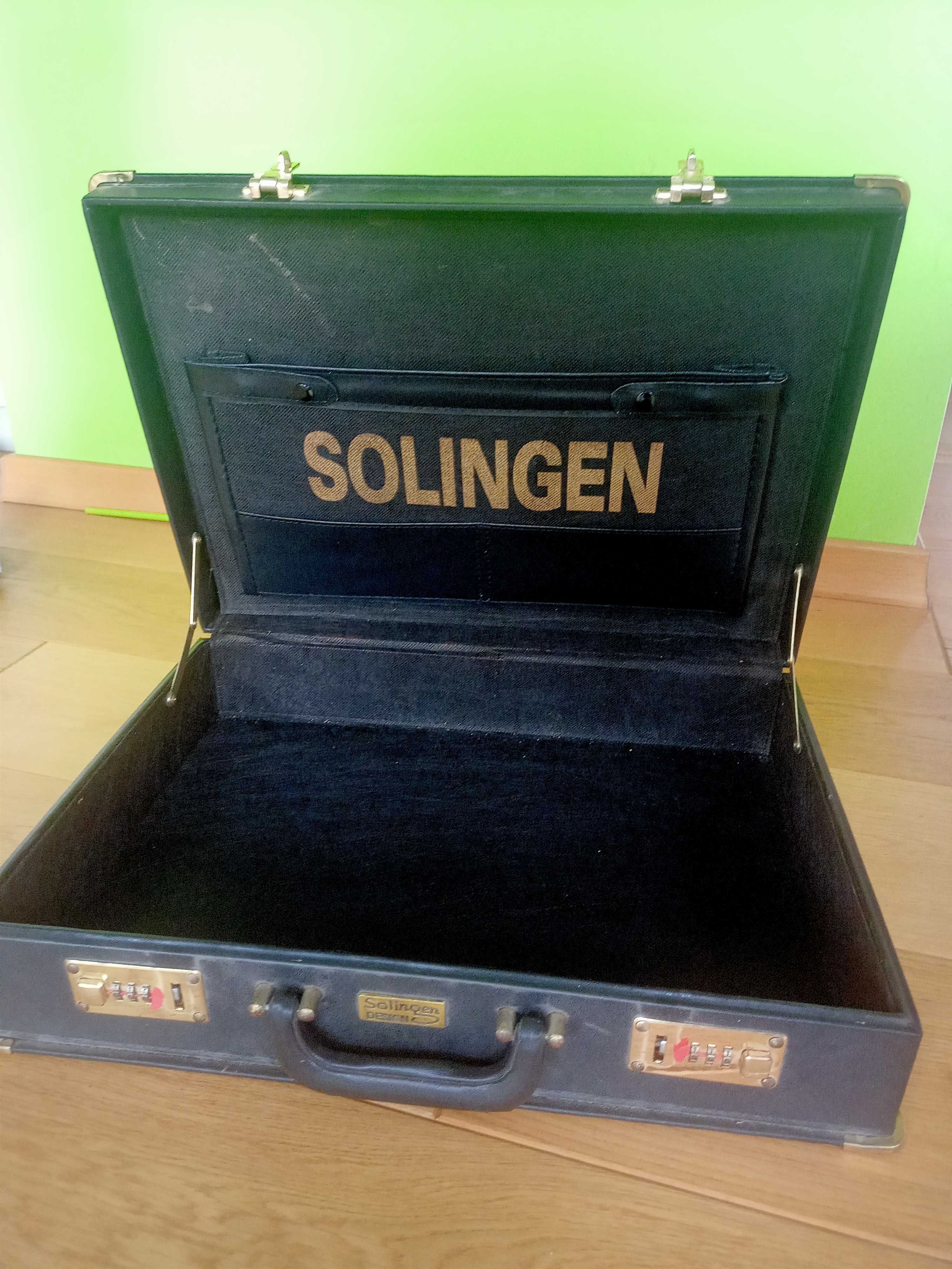 Walizka Solingen
