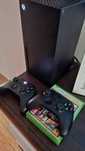 Sprzedam konsole xbox series x 2 pady 2 gry