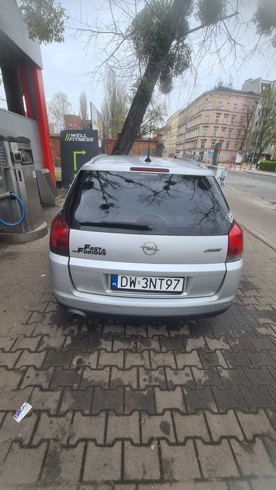 Opel Signum 1.9 CDTI 2005 - Dobra Opcja, Na Chodzie, Po Wymianach!