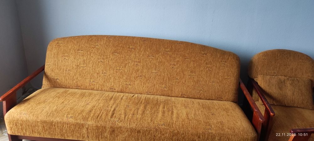 Sprzedam kanapę + dwa fotele