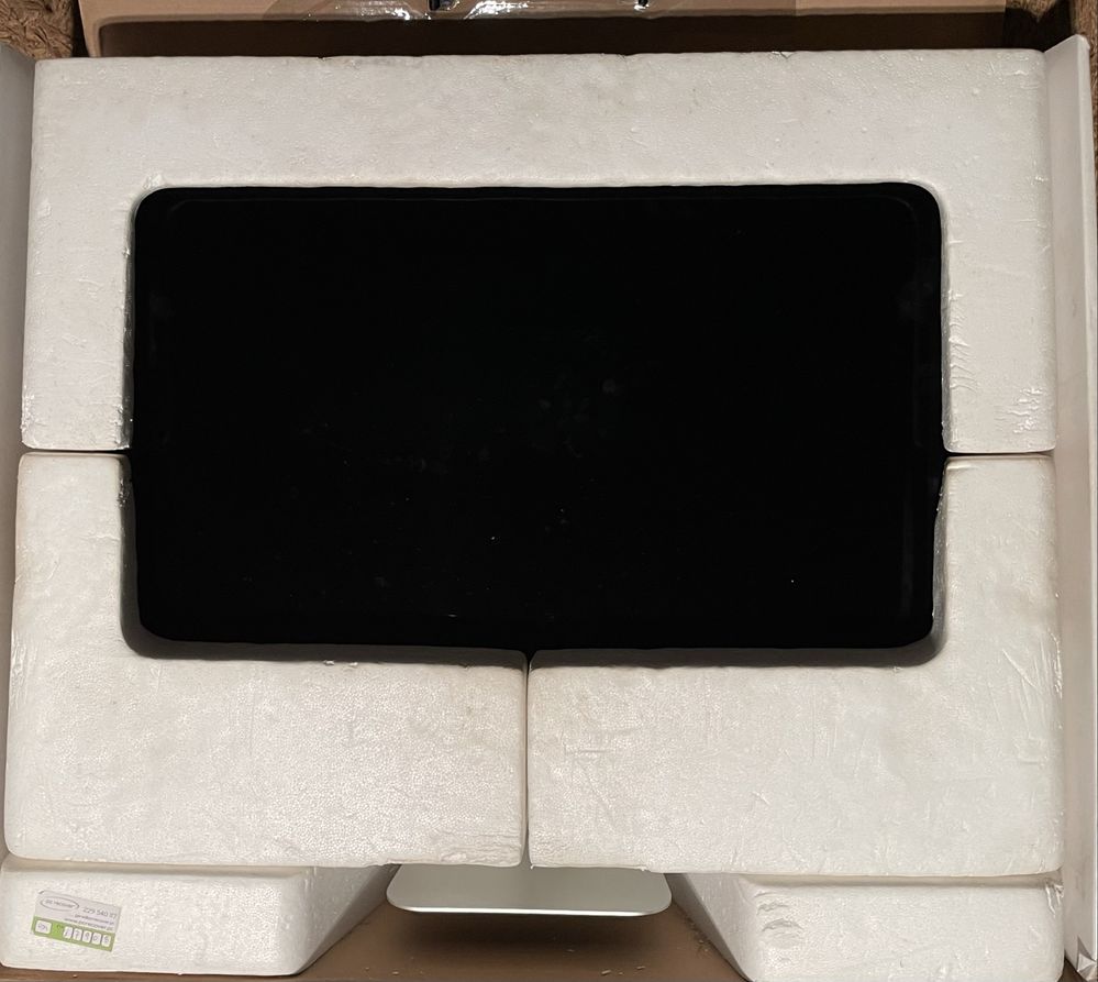 iMac 21,5” intel i5 16Gb 1Tb (ecran nao funciona)