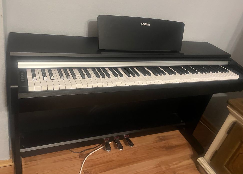 Pianino cyfrowe Yamaha YDP 142