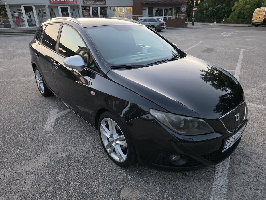 Seat ibiza Bogata wersja wyposażenia długie opłaty