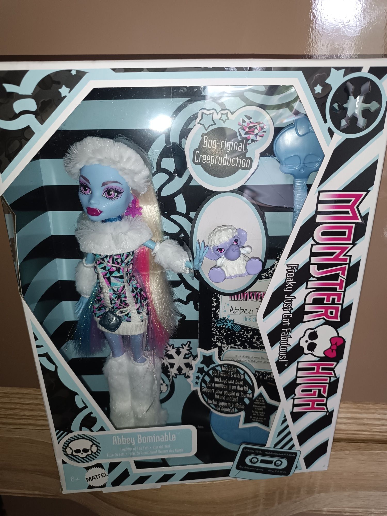 Monster high  Еббі,Спектра/монстер хай