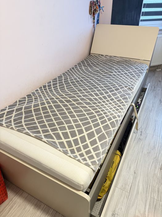 Łóżko 90x200cm tapczan