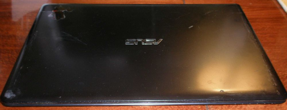 Продається несправний ноутбук Asus X 502 CA (розбірка).