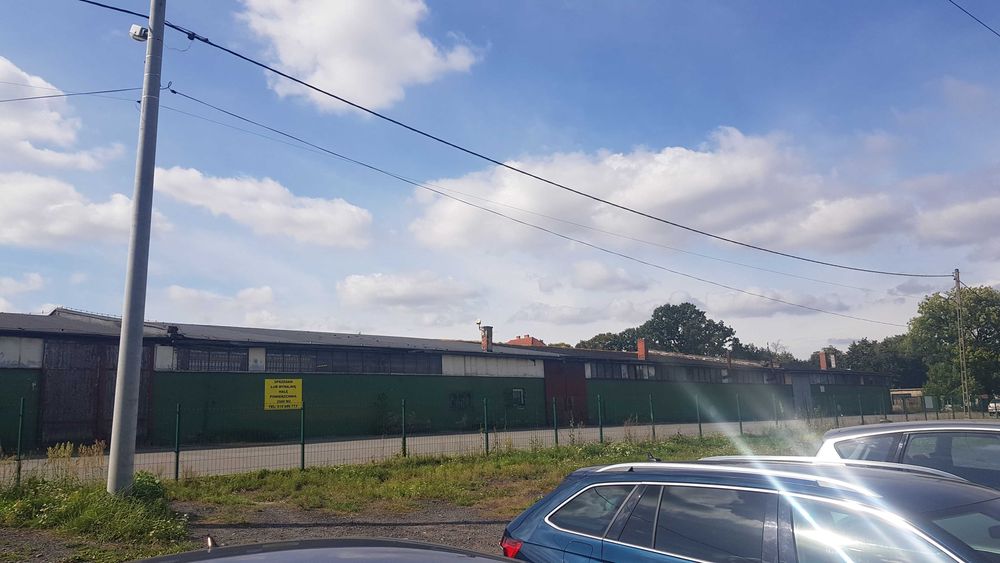 Sprzedam halę 2500 m2 wraz z działką 0,6ha