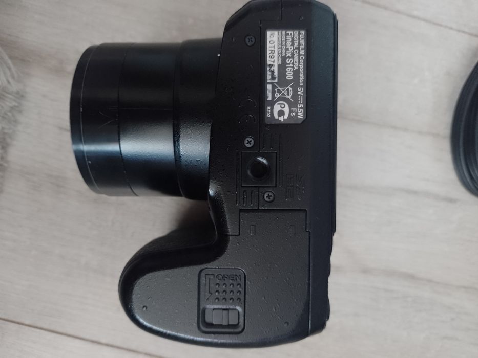 Aparat Fujifilm s1600