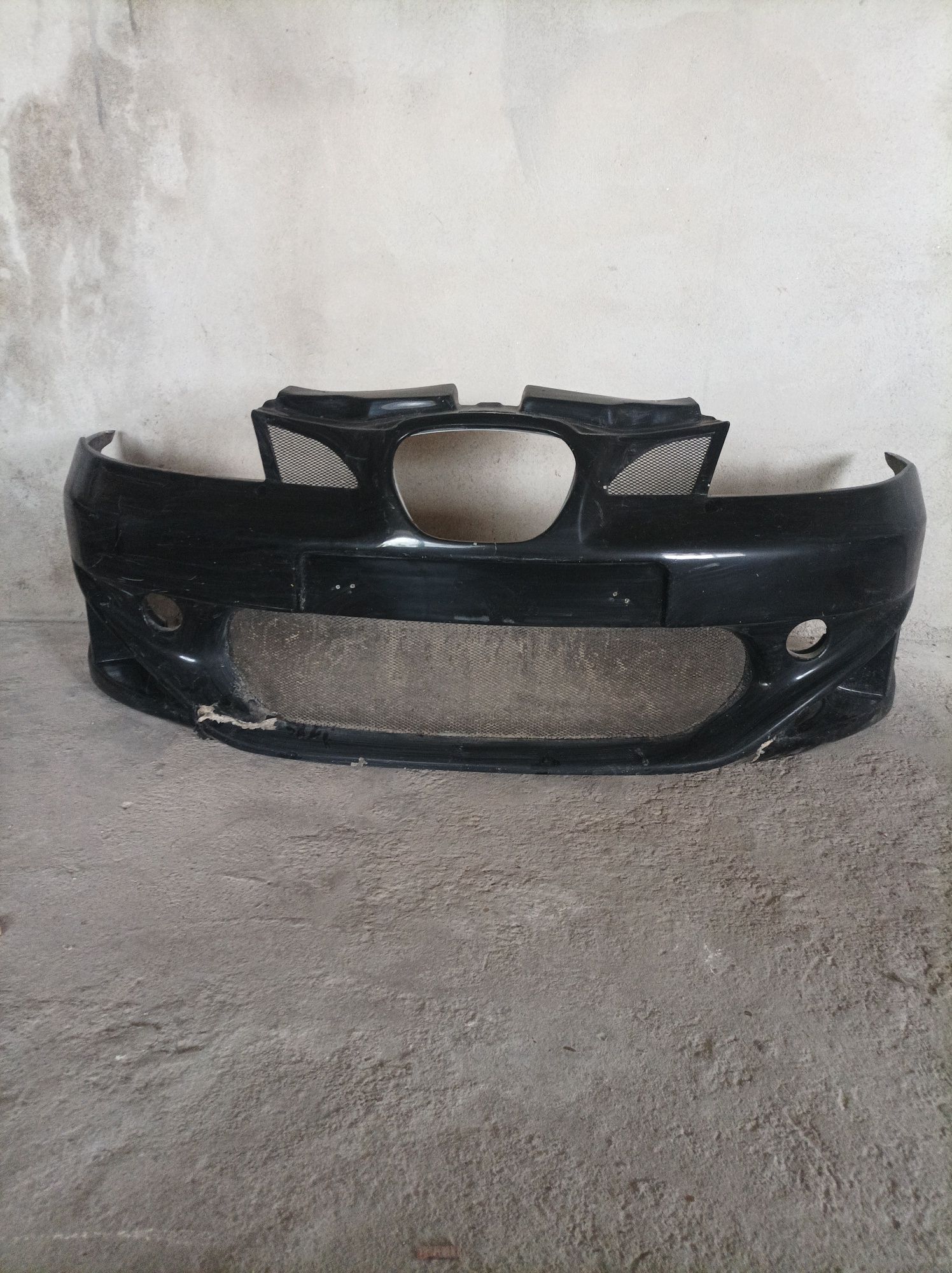 Para-choques em fibra SEAT Ibiza 6l