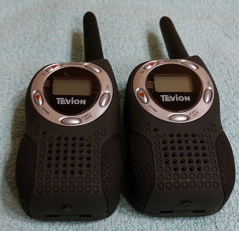 Wałkie Talkie ->Tevion  PMR 2003
