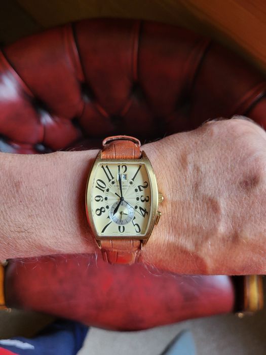 Швейцарський годинник Continental .