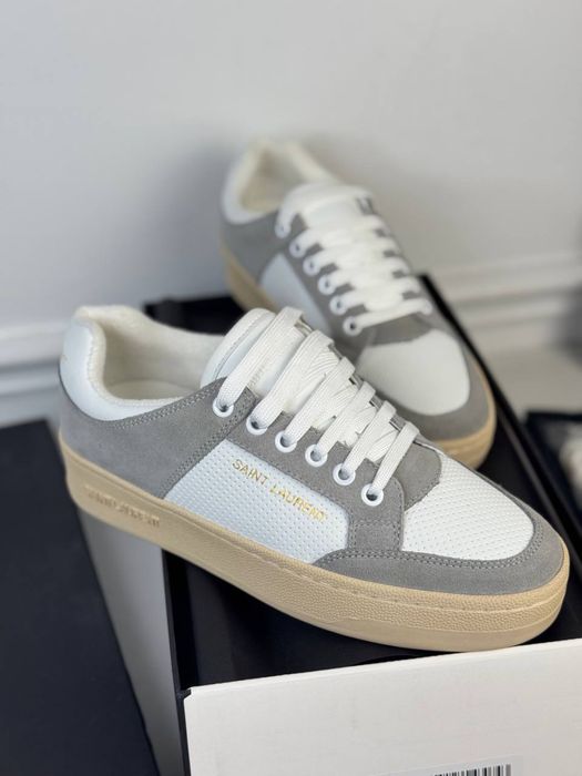 Кросівки chanel dior різні