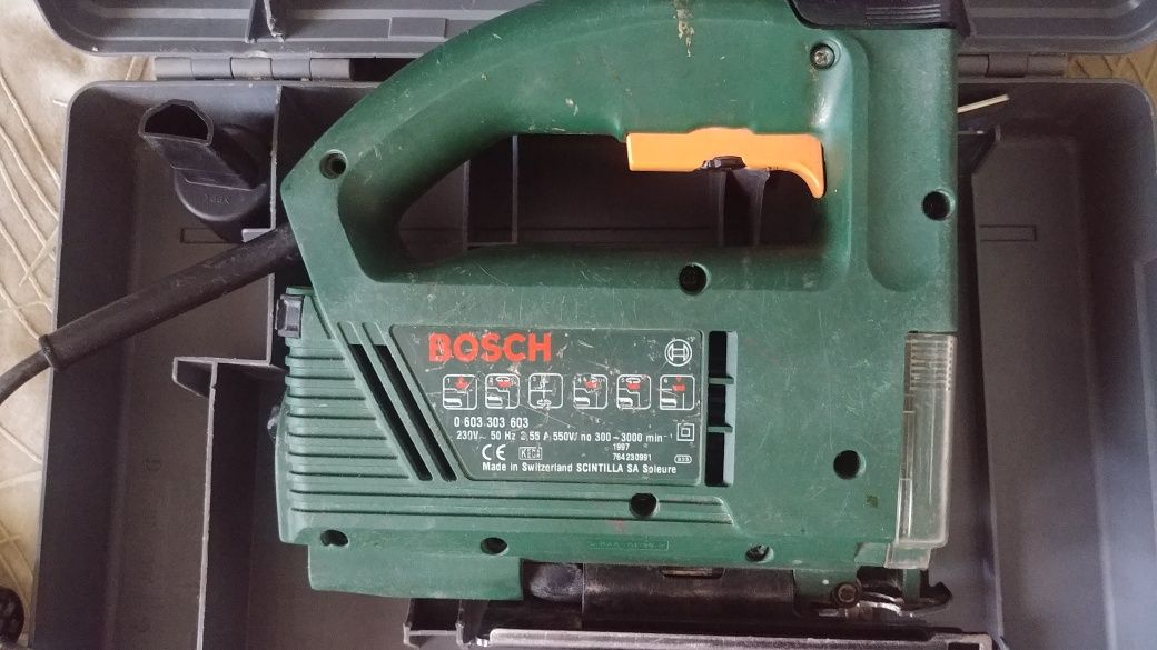 Лобзик Bosch PST 700 PAE Швейцария