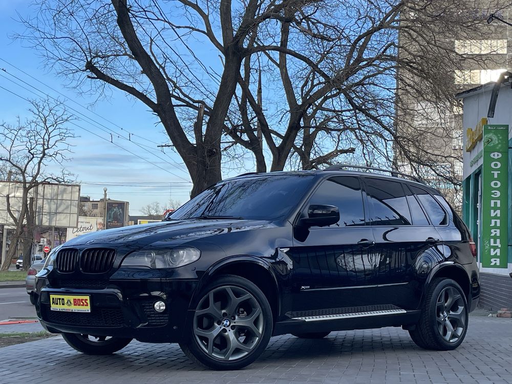 BMW X5 2010 36i.                     .