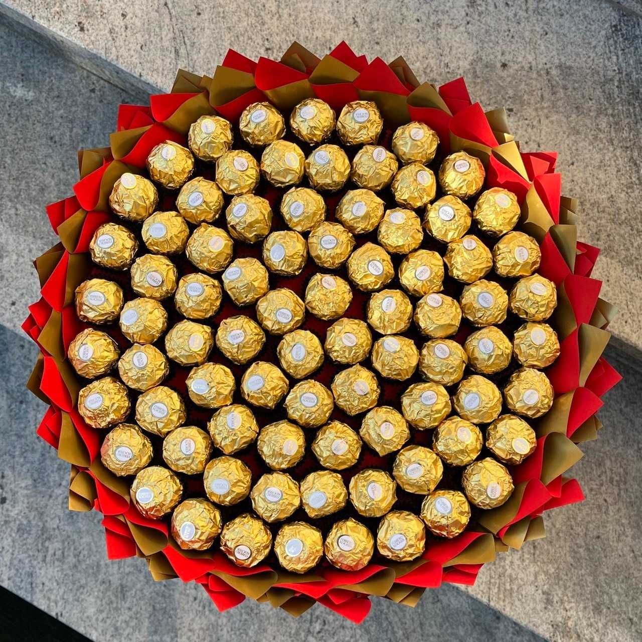 Prezent na 80 Urodziny, Ślub. Bukiet cukierków Ferrero Rocher 80 szt.
