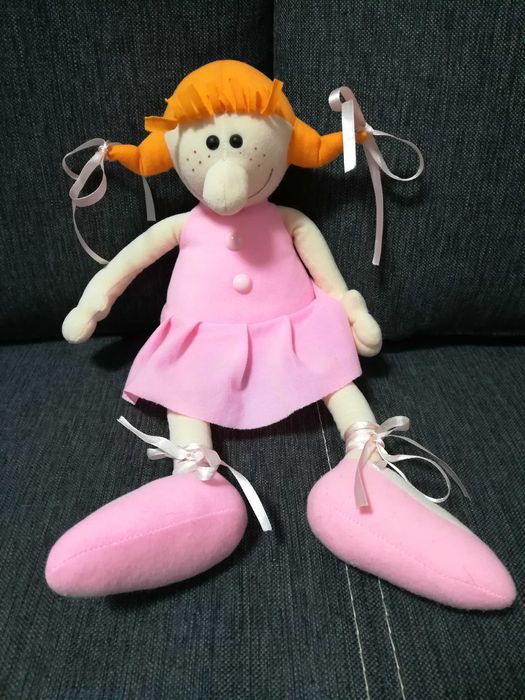 Мягкая игрушка - кукла.