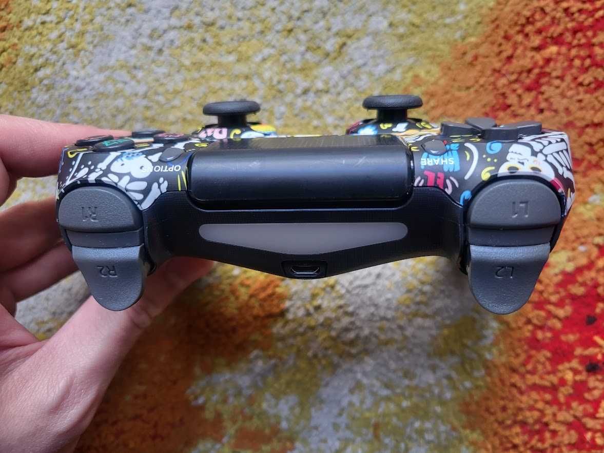 Pad Kontroler PS4 Playstation 4 Wielokolorowy -Stan BDB, Skup/Sprzedaż