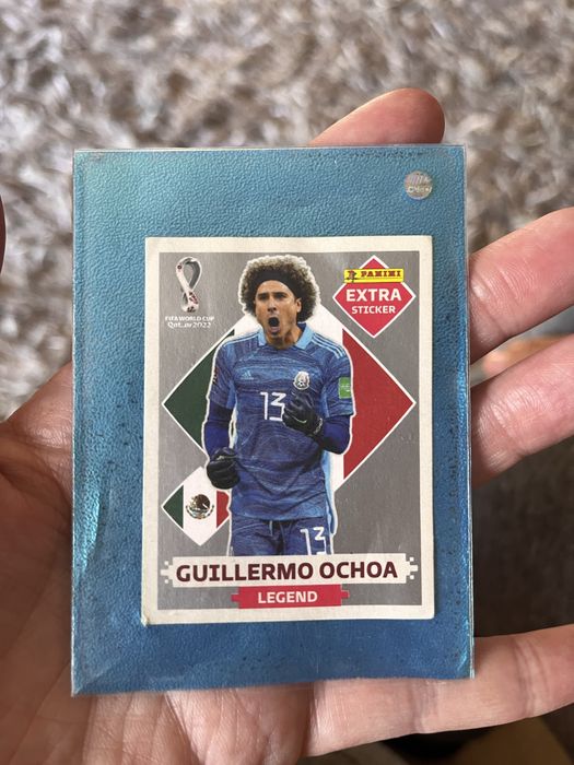 Cromo mundial 2022 Guillermo Ochoa Prata