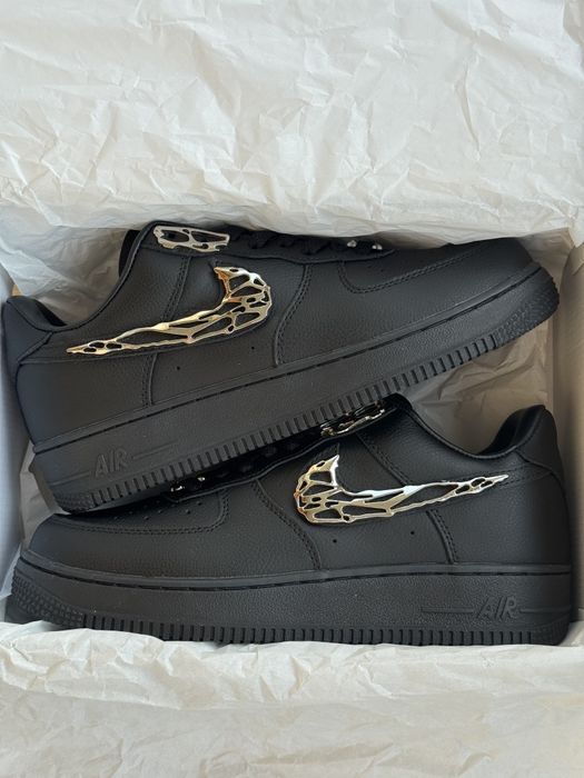 Nike Air Force 1 Low BLACK ‘Molten Metal Swoosh ‘