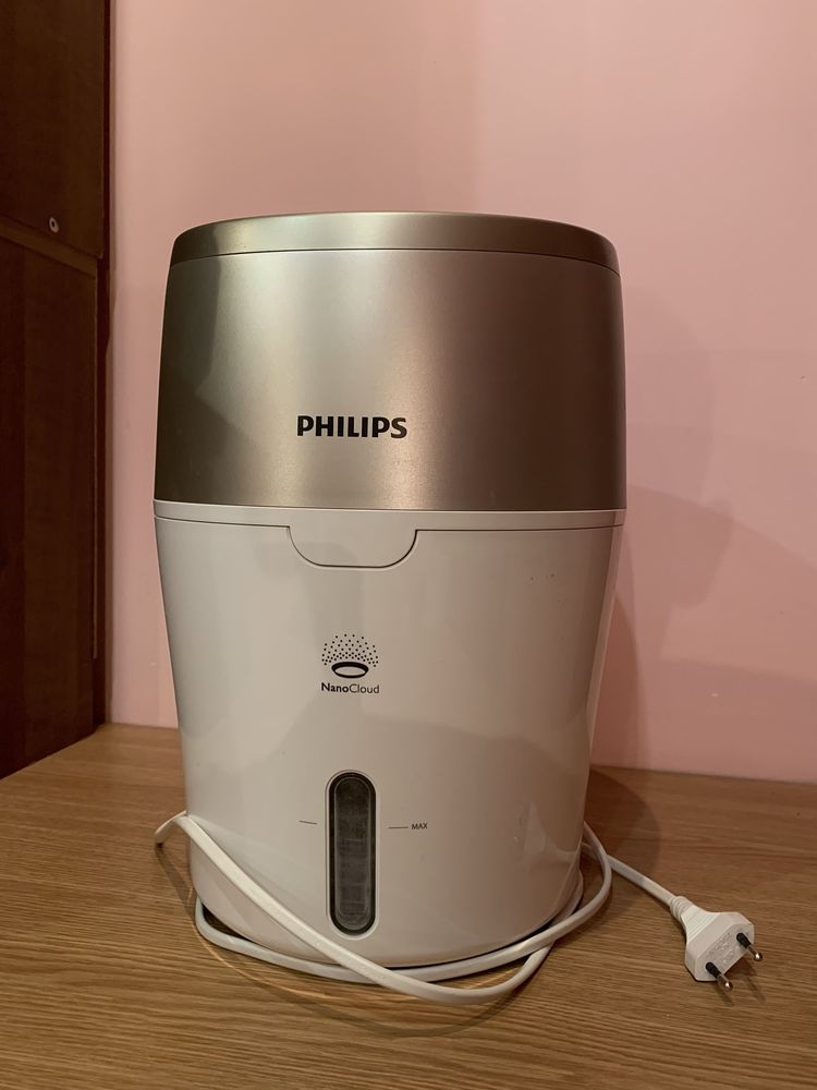 Зволожувач - очищувач повітря Philips Series 2000