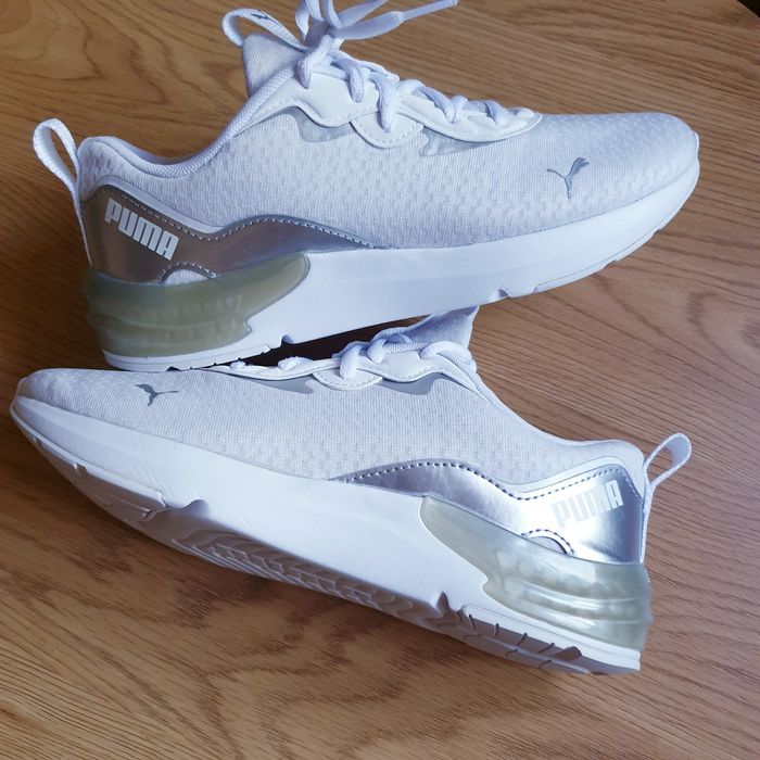 Кросівки Puma 38р. білі жіночі спортивні vision сітка