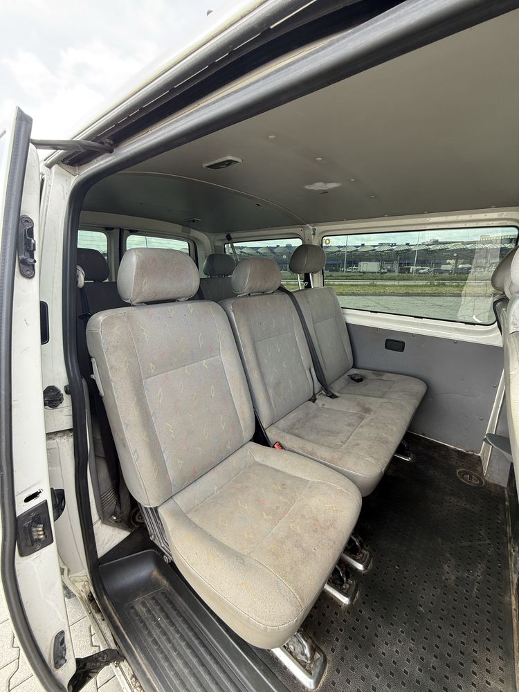 Volkswagen Transporter 1.9 tdi 9 osobowy