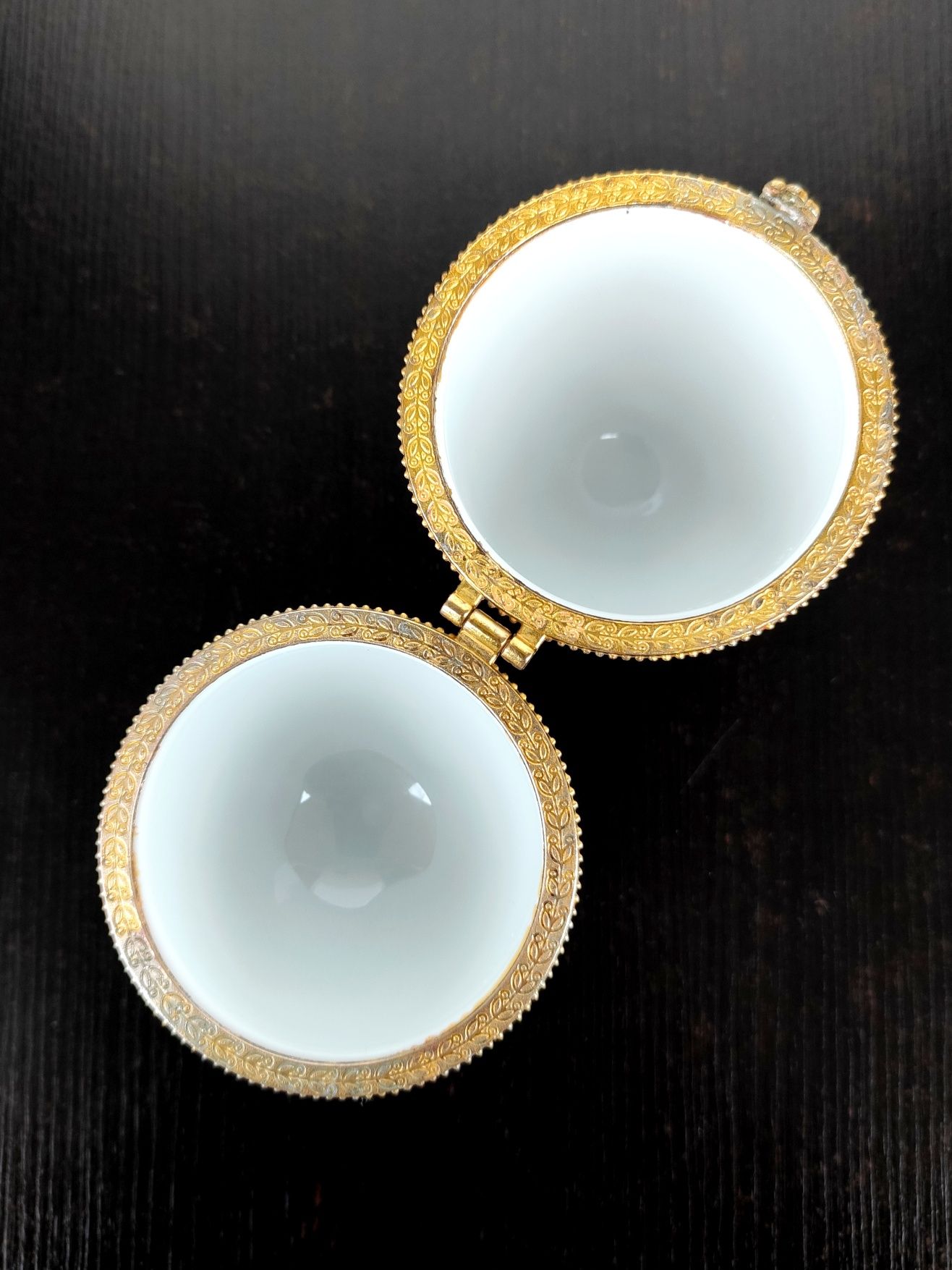 Vintage! Szkatulka.Jajko wielkanocne porcelanowe w stylu Faberge.