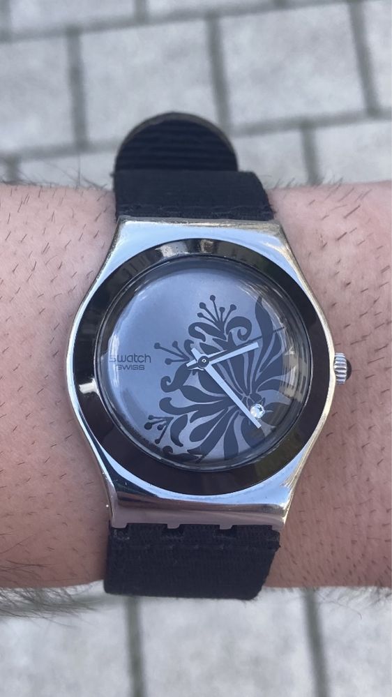 zegarek Swatch Irony Black Flower