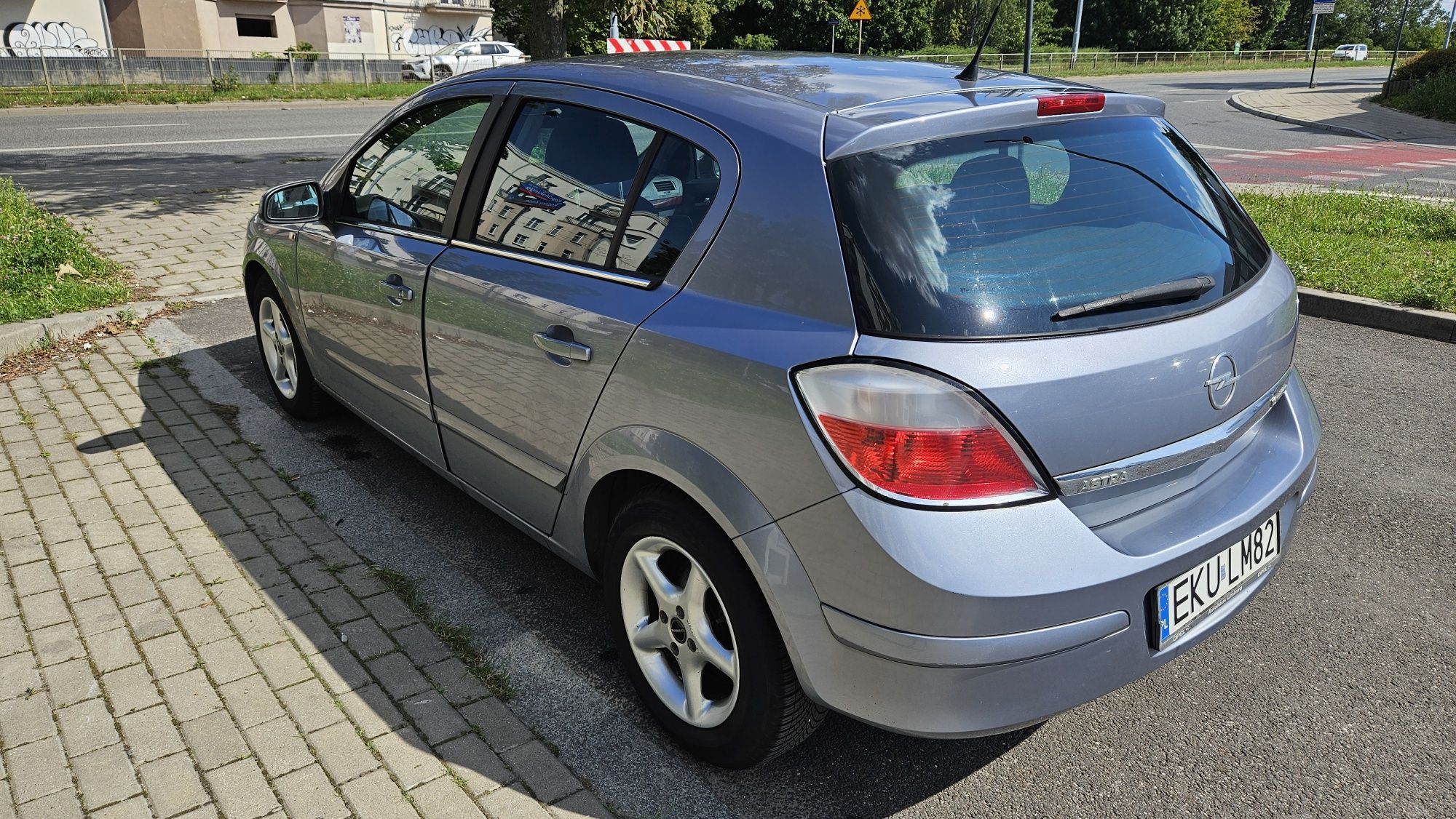 Opel Astra H 1.6 2004r.
