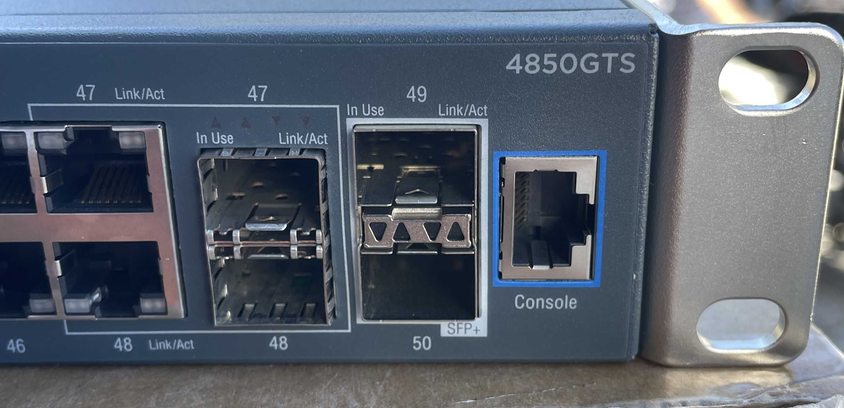 Switch AVAYA 4850GTS