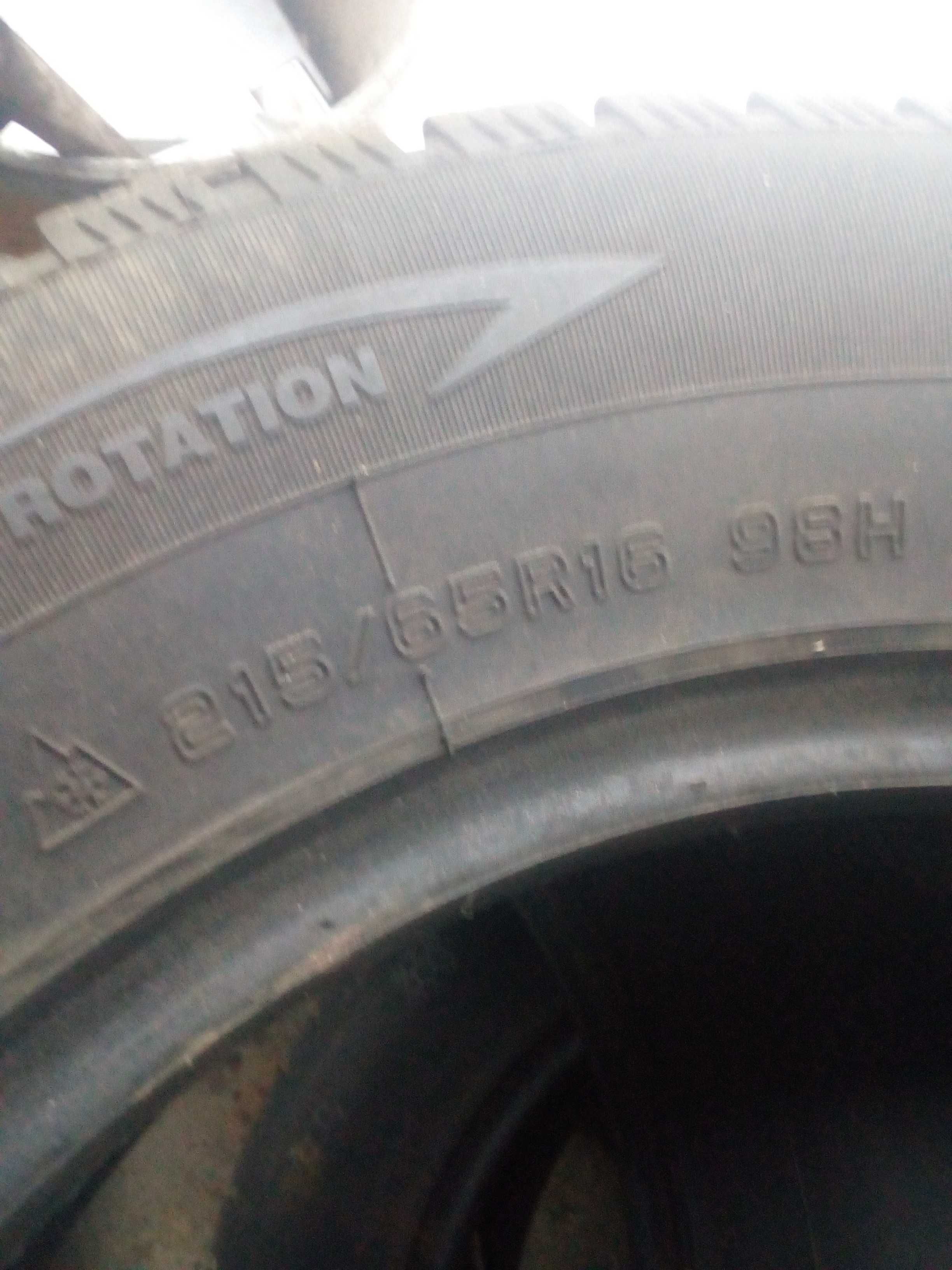 215/65 R 16 4 шт