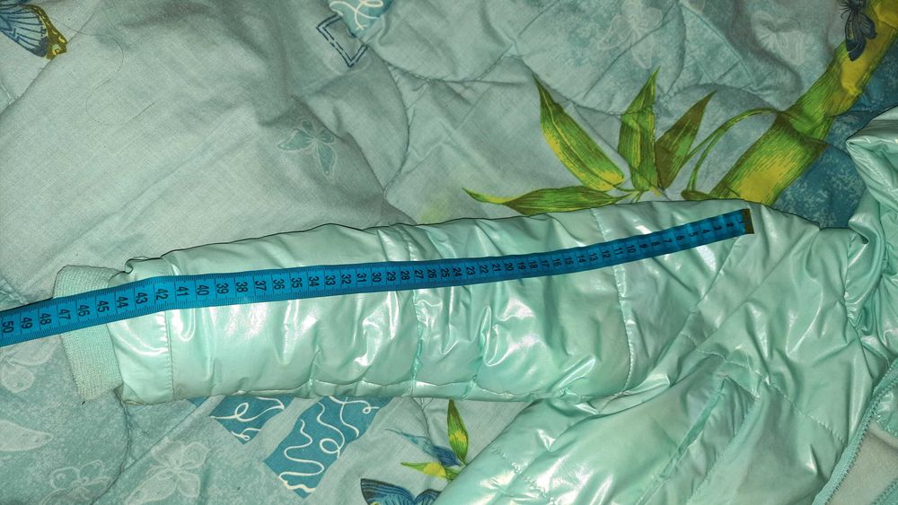 Осінньо - весняна курточка на дівчинку, 140 см