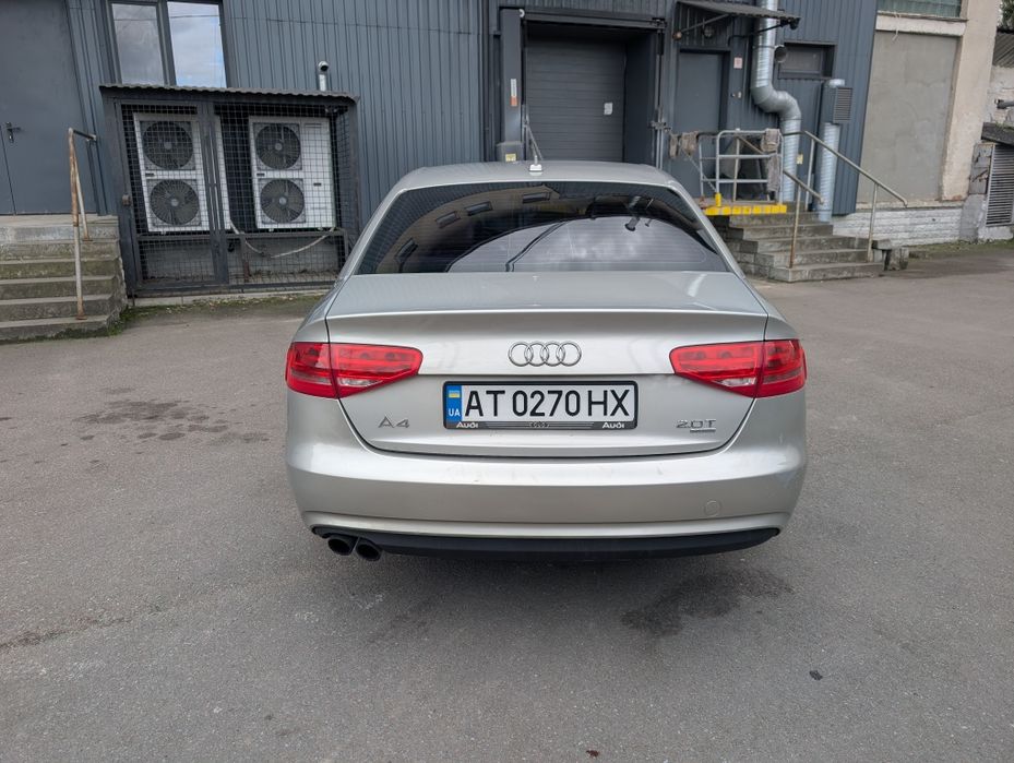 Audi A4 2.0tfsi 2013