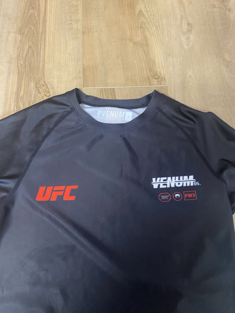 Rashguard Venum UFC bjj