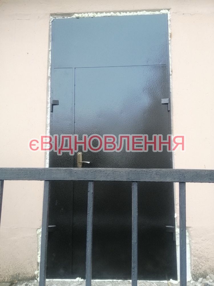 Двери метал входные кв.дом,бомбоубежище тех.двери