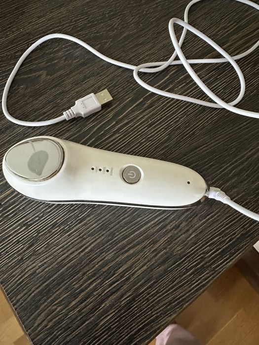 Електромасажер для обличчя TCM