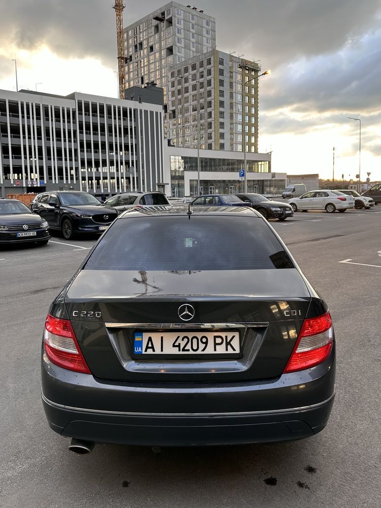 Mercedes Benz W204 C220 2.2 CDI