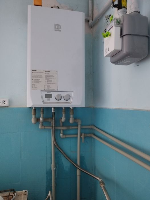 Продам 2 кім. Квартиру в цегляному будинку