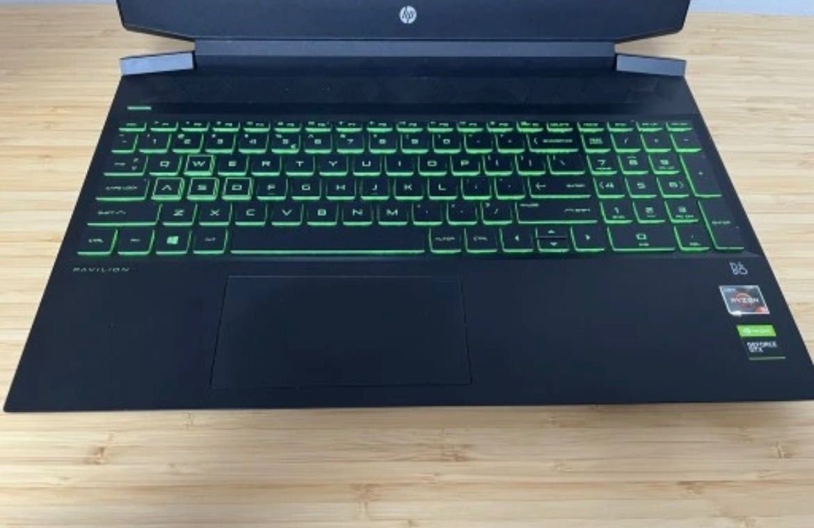 Laptop HP Pavilion Gaming 15-ec0020nw 15,6"AMD Ryzen5 16GB/512GB Win10