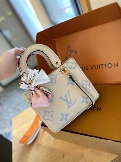 Torebka damska elegancka Louis Vuitton 099